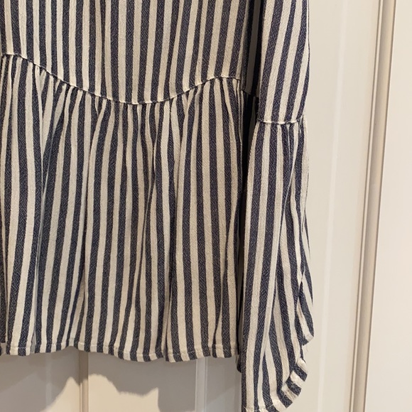 Tank - Picture 2 of 5